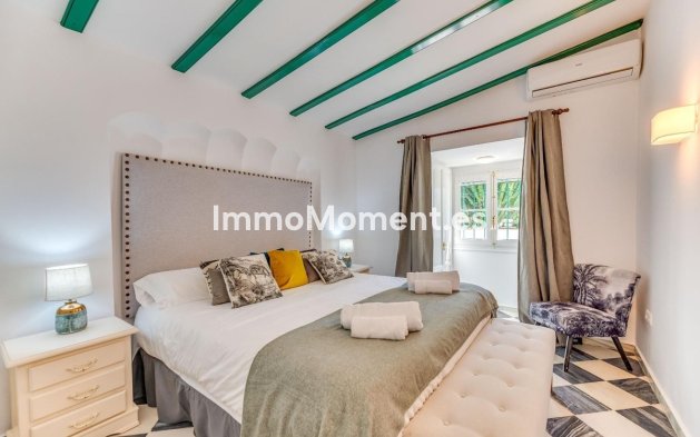 Revente - Villa - Marbella - Nueva Andalucía