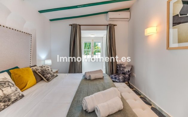 Revente - Villa - Marbella - Nueva Andalucía