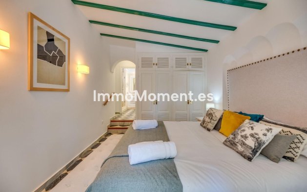 Revente - Villa - Marbella - Nueva Andalucía