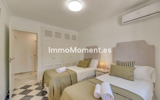 Revente - Villa - Marbella - Nueva Andalucía