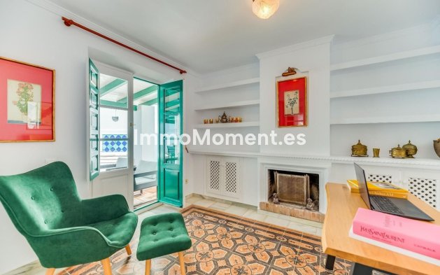 Revente - Villa - Marbella - Nueva Andalucía