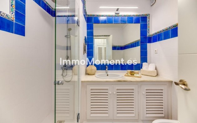 Revente - Villa - Marbella - Nueva Andalucía