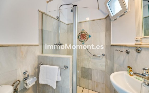 Revente - Villa - Marbella - Nueva Andalucía