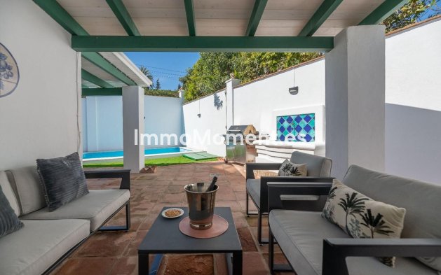 Revente - Villa - Marbella - Nueva Andalucía