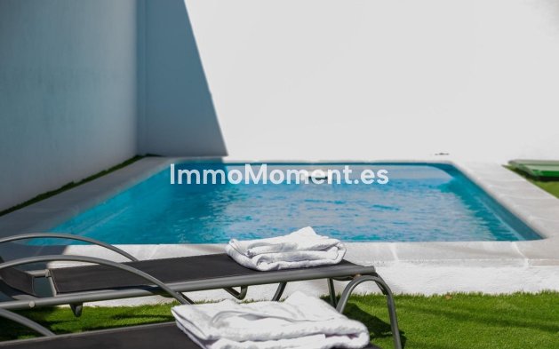 Revente - Villa - Marbella - Nueva Andalucía