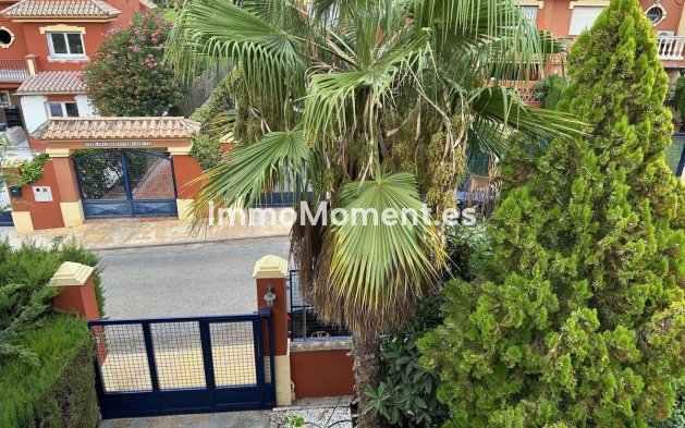 Wiederverkauf - Reihenhaus - Estepona  - Atalaya