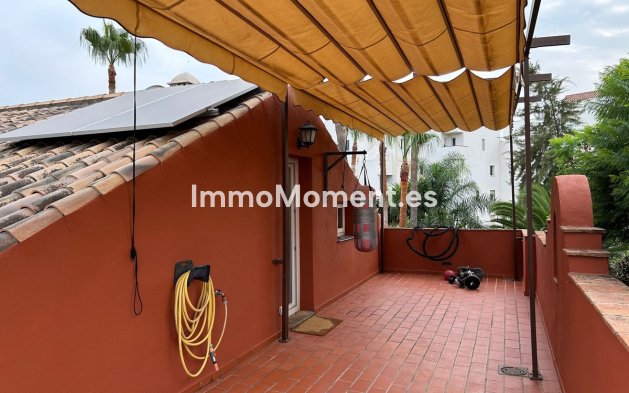 Wiederverkauf - Reihenhaus - Estepona  - Atalaya