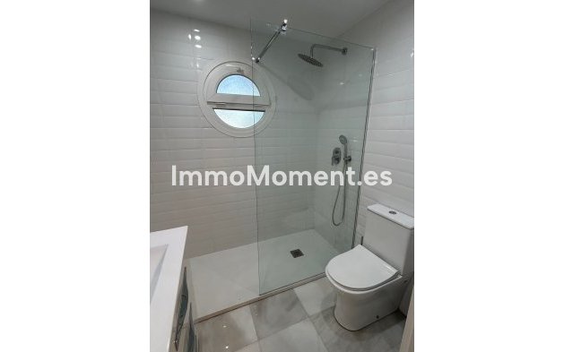 Wiederverkauf - Reihenhaus - Estepona  - Atalaya