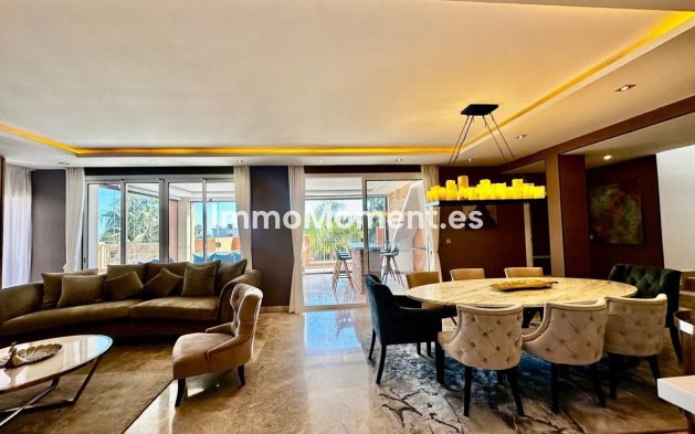 Wiederverkauf - Wohnung - Marbella - Nueva Andalucía