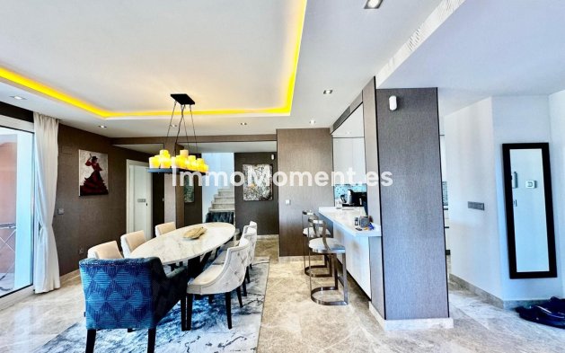 Wiederverkauf - Wohnung - Marbella - Nueva Andalucía