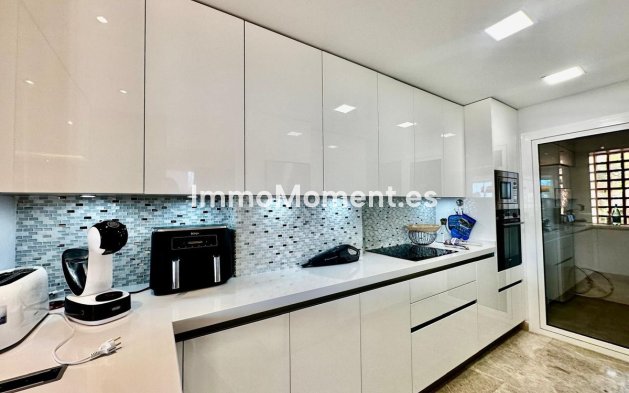 Wiederverkauf - Wohnung - Marbella - Nueva Andalucía