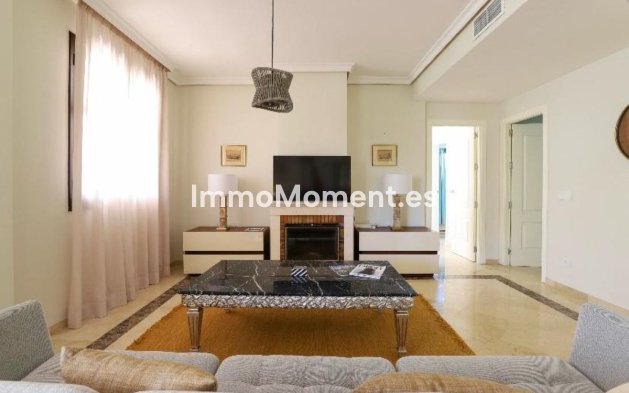 Wiederverkauf - Wohnung - Marbella - Nueva Andalucía