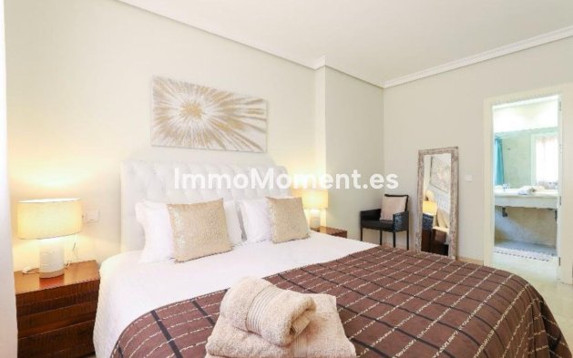 Wiederverkauf - Wohnung - Marbella - Nueva Andalucía