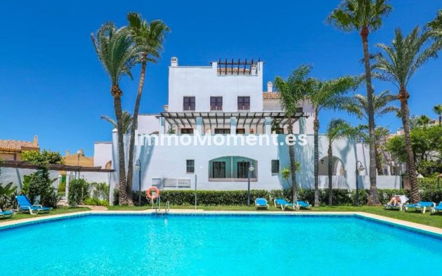 Wiederverkauf - Wohnung - Marbella - Nueva Andalucía