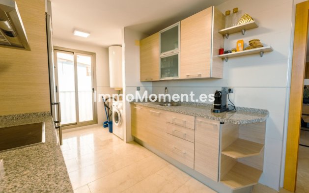 Wiederverkauf - Wohnung - Estepona  - Atalaya