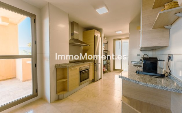 Wiederverkauf - Wohnung - Estepona  - Atalaya