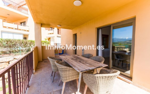 Wiederverkauf - Wohnung - Estepona  - Atalaya