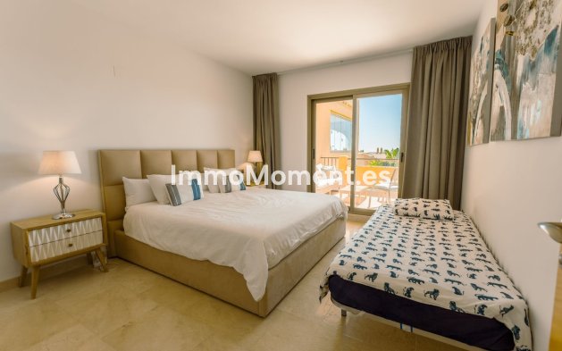Wiederverkauf - Wohnung - Estepona  - Atalaya