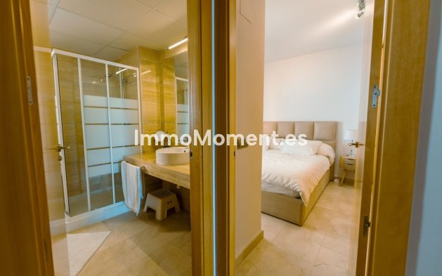 Wiederverkauf - Wohnung - Estepona  - Atalaya