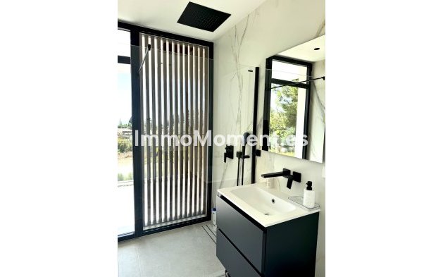 Wiederverkauf - Villa - Marbella - Nagüeles