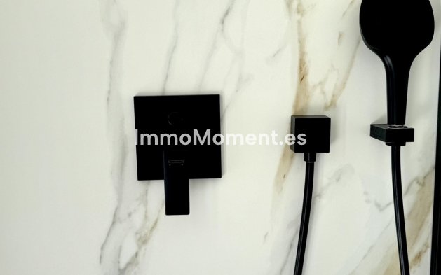 Wiederverkauf - Villa - Marbella - Nagüeles