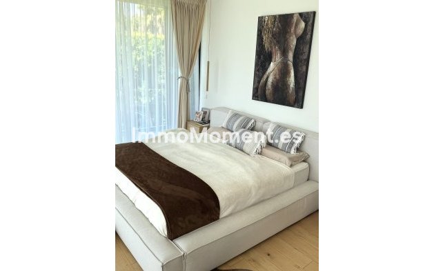 Wiederverkauf - Villa - Marbella - Nagüeles