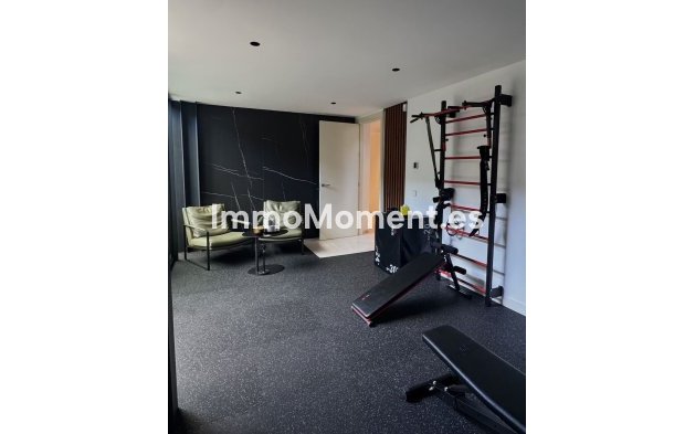 Wiederverkauf - Villa - Marbella - Nagüeles