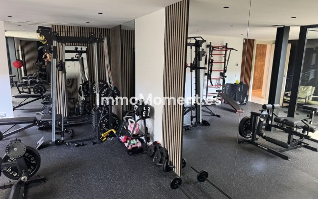 Wiederverkauf - Villa - Marbella - Nagüeles