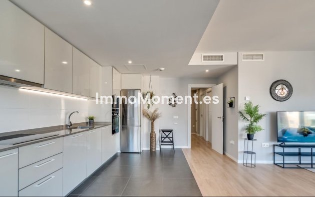 Wiederverkauf - Wohnung - Marbella - Nueva Andalucía