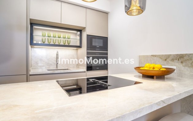 Wiederverkauf - Wohnung - Marbella - Nueva Andalucía