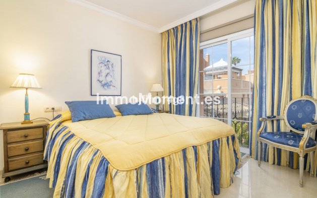 Revente - Appartement - Marbella - Nueva Andalucía