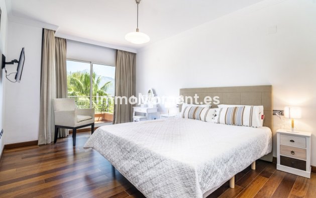 Wiederverkauf - Wohnung - Marbella - Nueva Andalucía