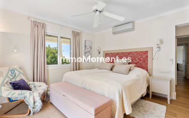 Reventa - Villa - Marbella - Nueva Andalucía
