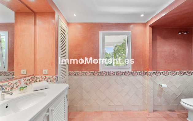 Reventa - Villa - Marbella - Nueva Andalucía