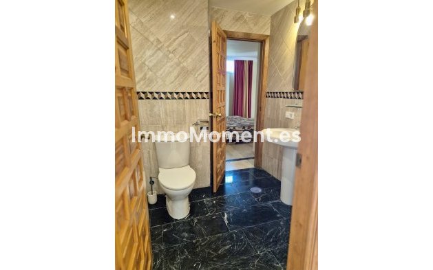 Resale - Villa - Marbella - La Campana