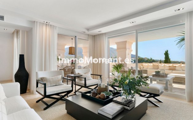 Resale - Apartment - Marbella - Nueva Andalucía