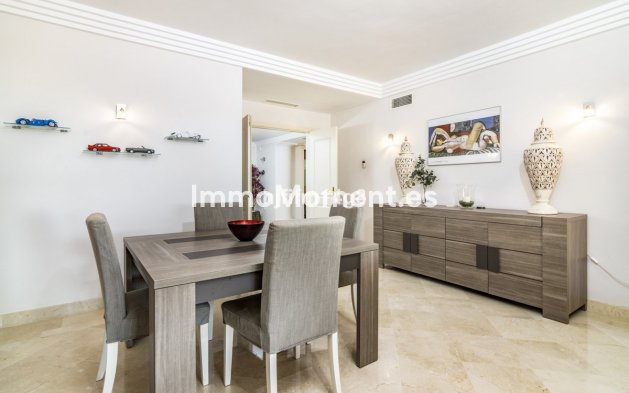 Revente - Appartement - Marbella - Nueva Andalucía