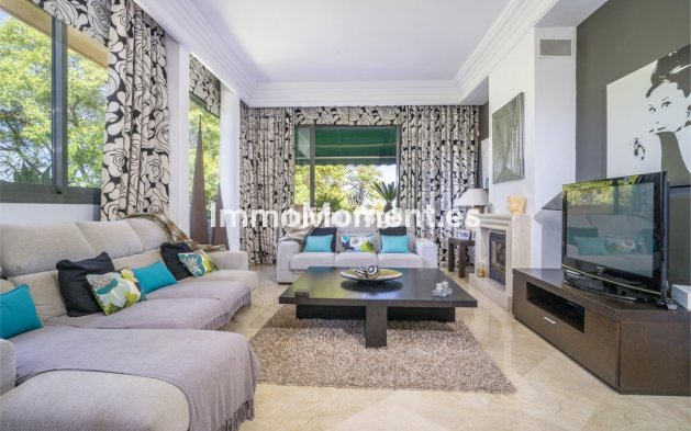 Wiederverkauf - Wohnung - Marbella - Nueva Andalucía