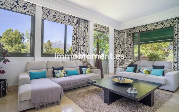 Wiederverkauf - Wohnung - Marbella - Nueva Andalucía