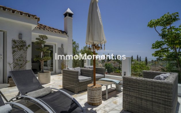 Resale - Villa - Marbella - Nueva Andalucía