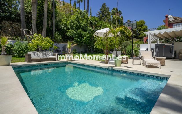Resale - Villa - Marbella - Nueva Andalucía