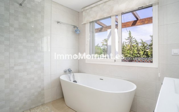 Resale - Villa - Marbella - La Campana