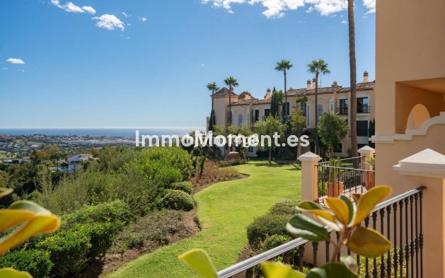 Resale - Apartment - Benahavís - Benahavís Centro