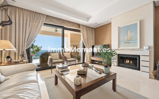 Resale - Apartment - Benahavís - Benahavís Centro