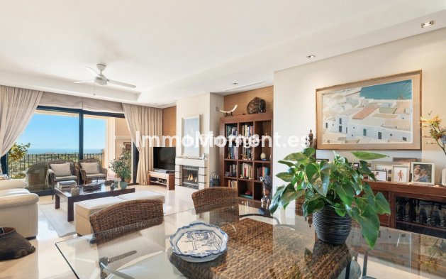 Resale - Apartment - Benahavís - Benahavís Centro