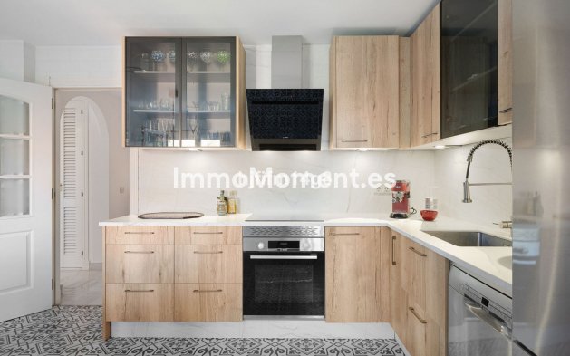 Wiederverkauf - Wohnung - Marbella - San Pedro de Alcántara