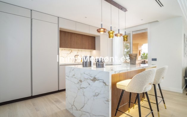 Wiederverkauf - Wohnung - Marbella - Nueva Andalucía