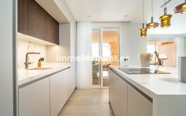 Wiederverkauf - Wohnung - Marbella - Nueva Andalucía