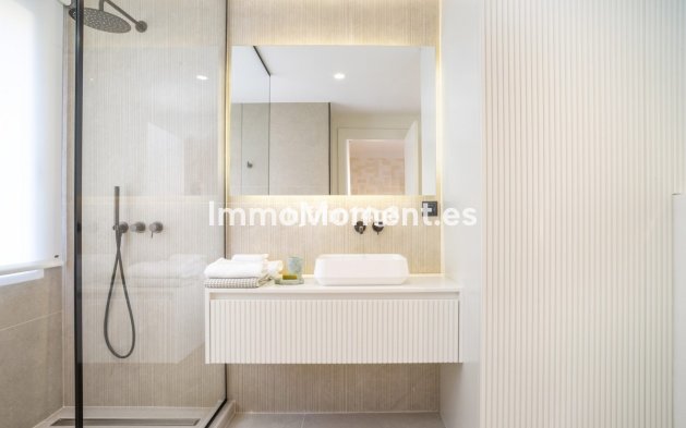 Wiederverkauf - Wohnung - Marbella - Nueva Andalucía