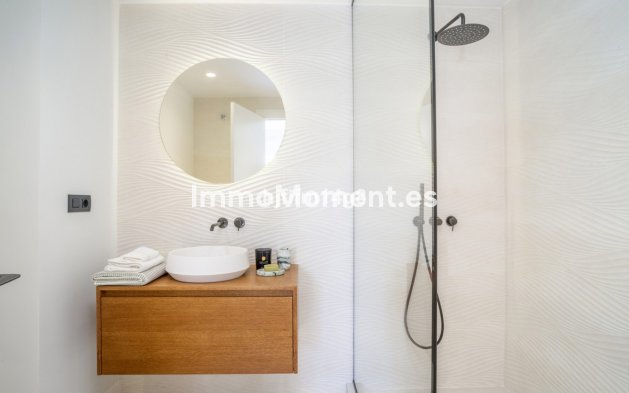 Wiederverkauf - Wohnung - Marbella - Nueva Andalucía